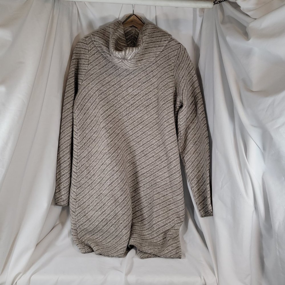 Max Studio Hooded Cardigan Acrylic/Poly/Wool/Spandex- Size Large - Like New - Picture 2 of 4
